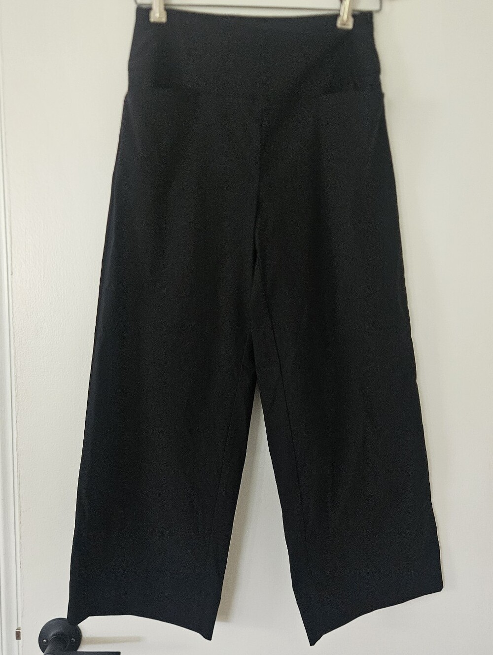 S.C. & Co Womens Pants S Wide Leg Tummy Control Black Cropped Black Pockets